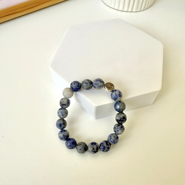 Sodalite Bracelet for Clarity, Acceptance and Release