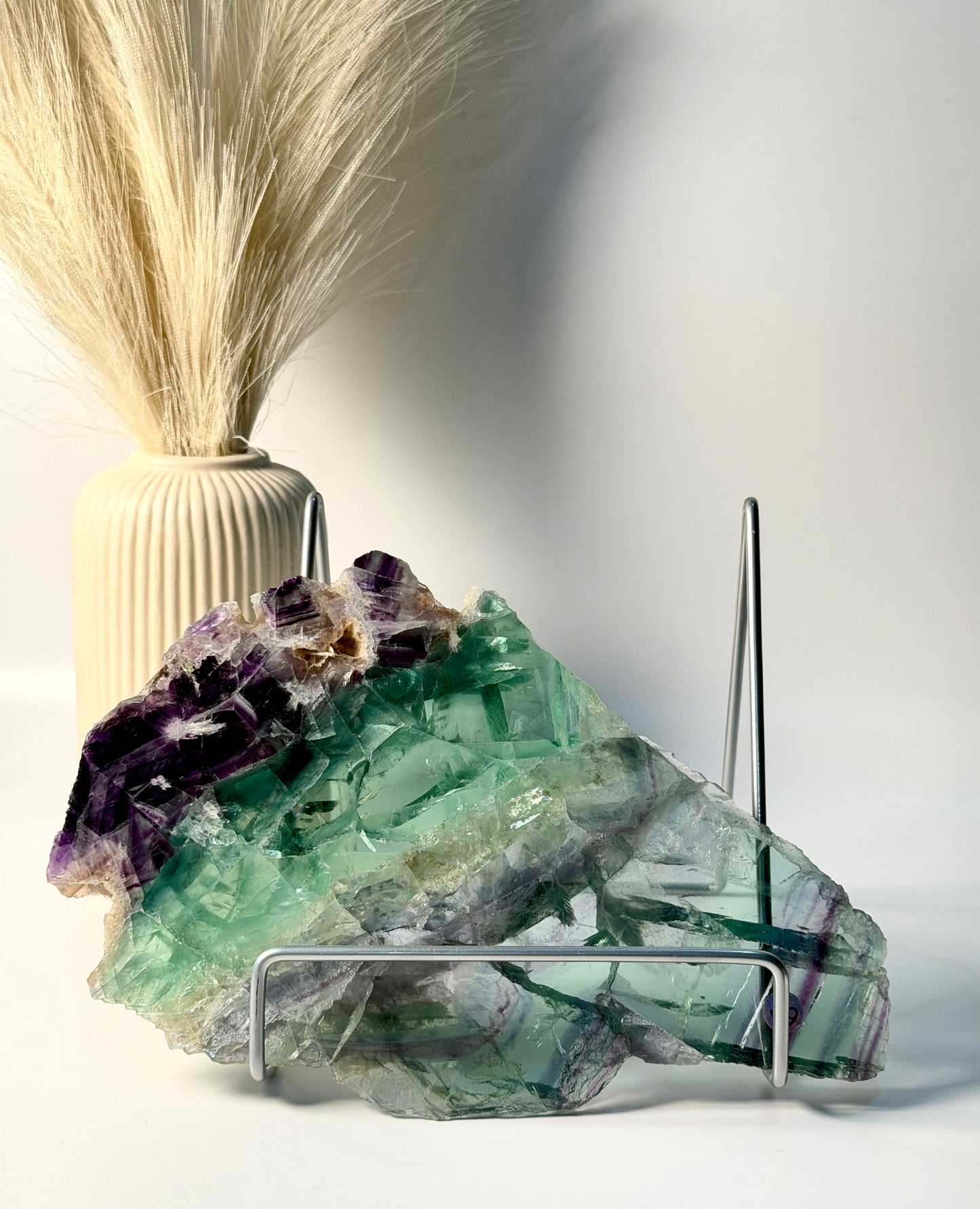 Multi Fluorite Clarity, Focus & Protection Slab with stand