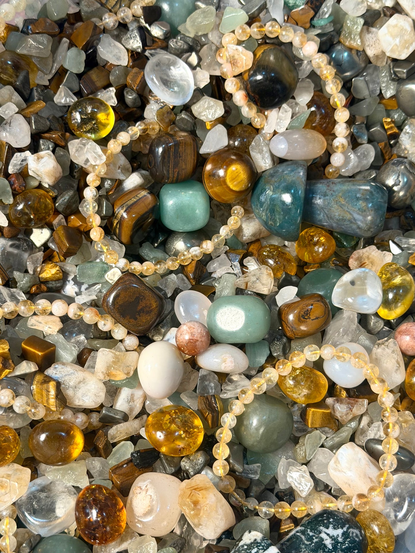 Wealth Crystal Mix ~ 1 scoop